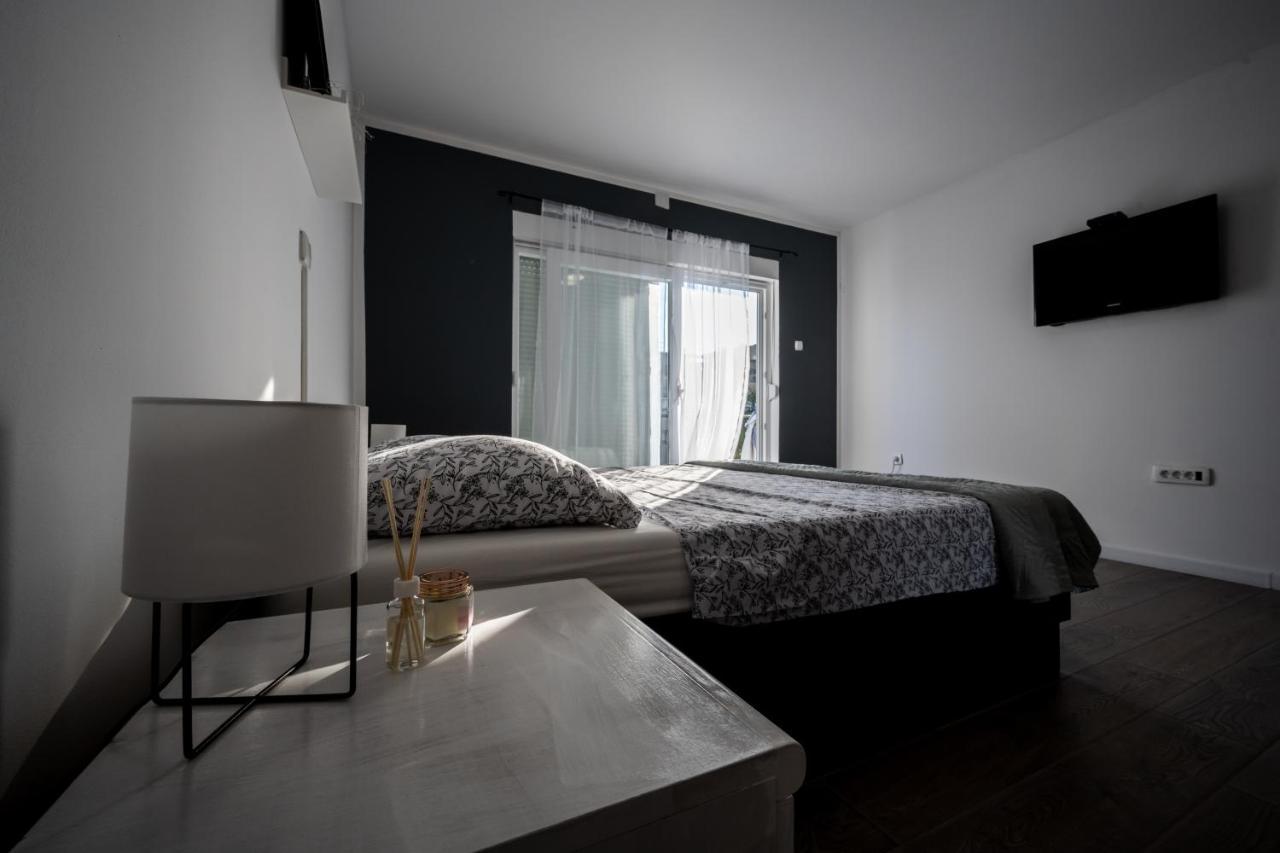 Hedonist Apartment Šibenik Exterior foto